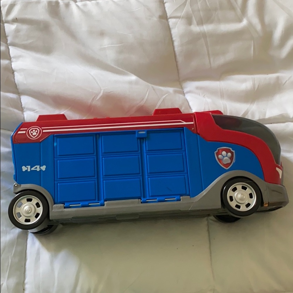 Paw patrol mission cruiser